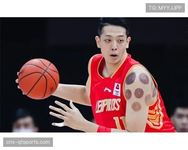 关键时刻特写:比赛最后两分钟,沈梓捷在低位成功防成一次关键一对一,稳住胜局 关键时刻特写:比赛最后两分钟,沈梓捷在低位成功防成一次关键一对一,稳住胜局